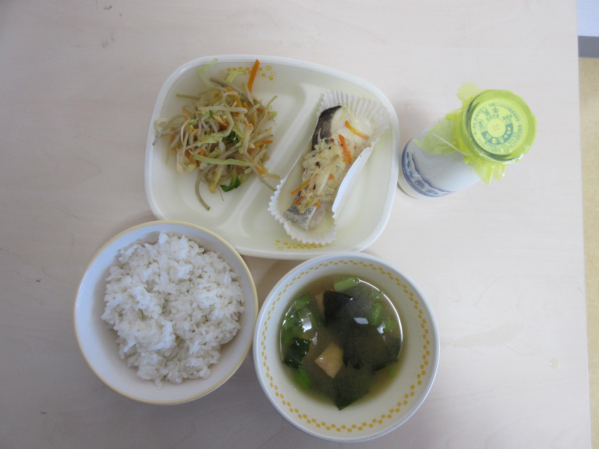 2025年12月9日今日の給食