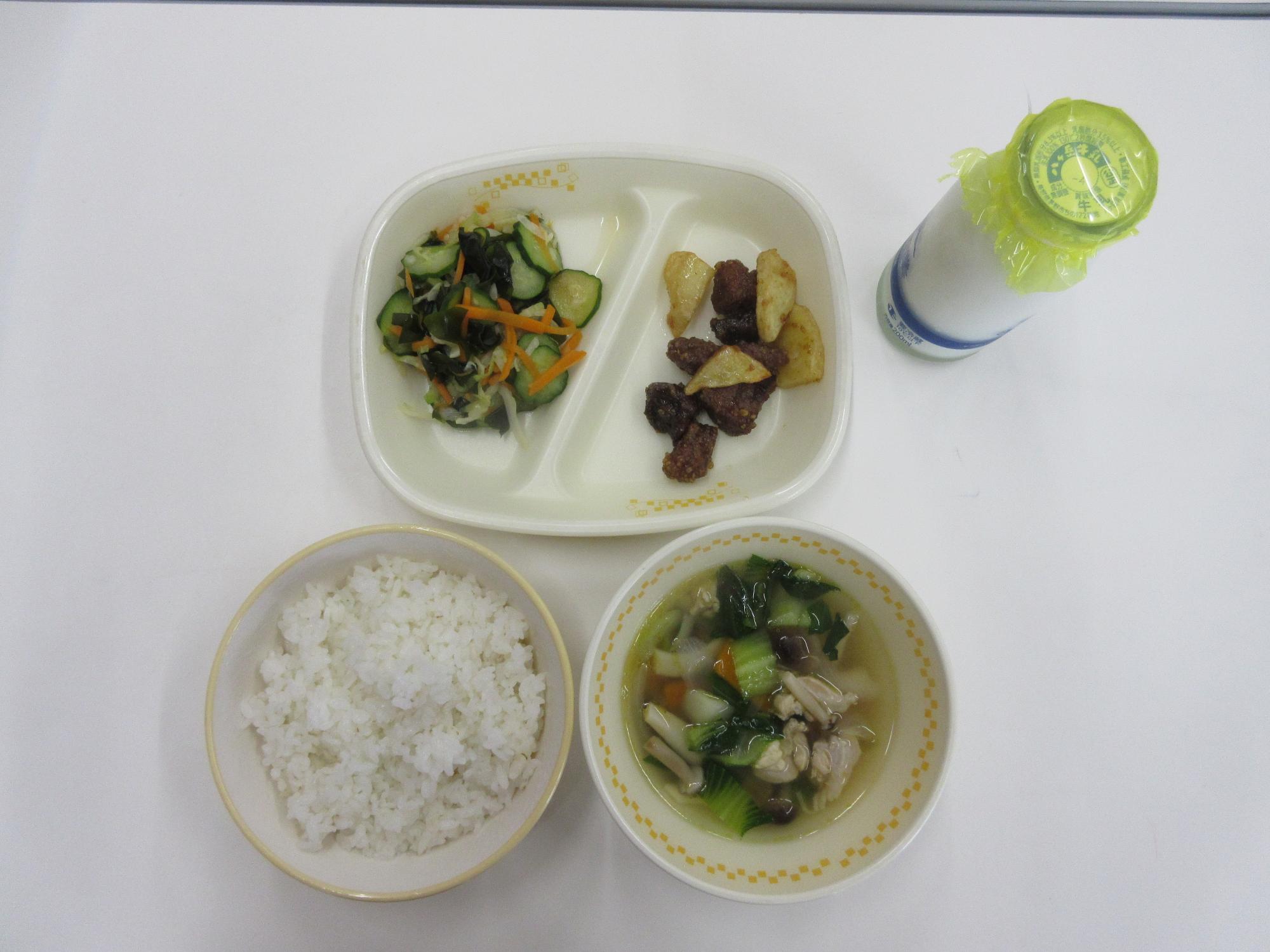 令和8年6月23日今日の給食