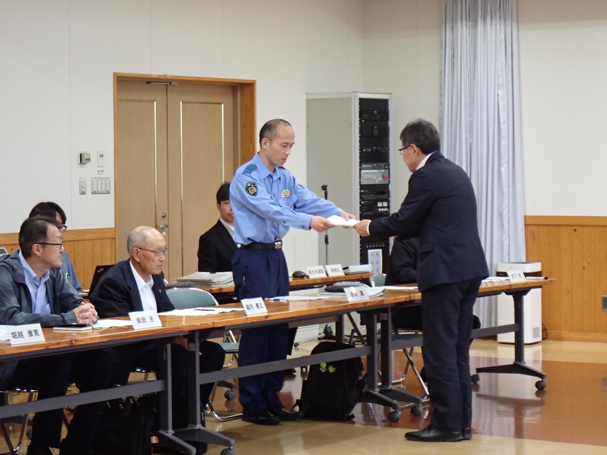 令和8年度第1回地域公共交通協議会写真1